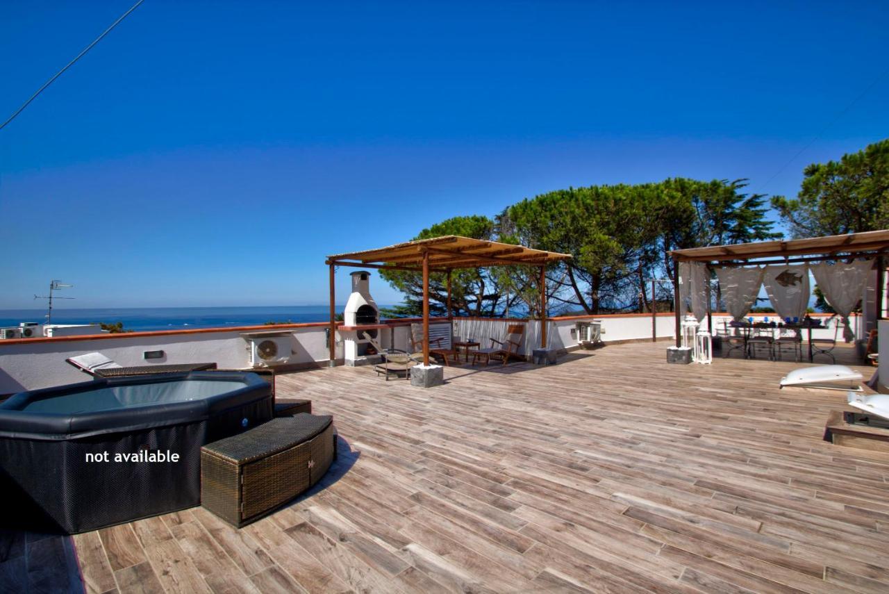 Lacco Terrace Solarium 拉科阿梅诺 外观 照片