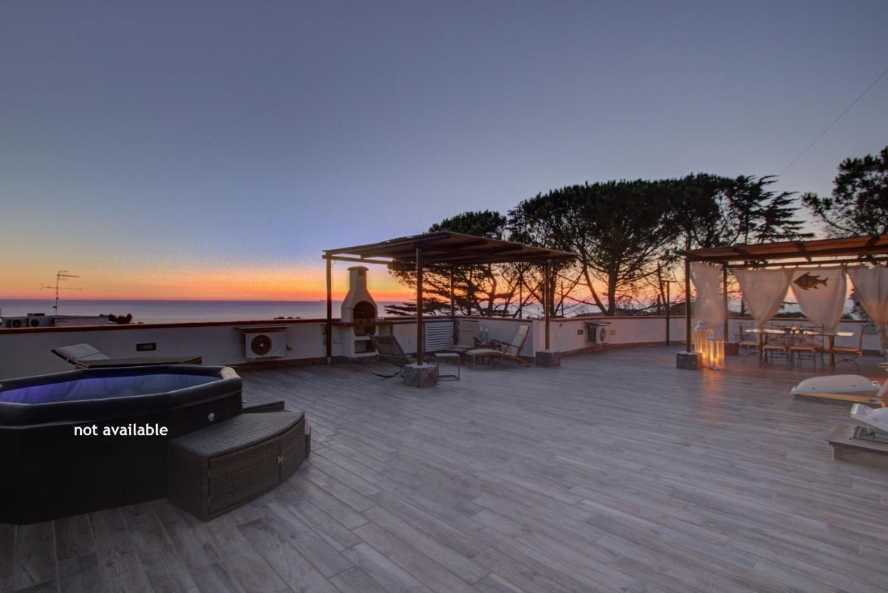 Lacco Terrace Solarium 拉科阿梅诺 外观 照片
